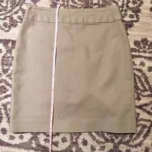 Banana Republic Pencil Skirt ✏️